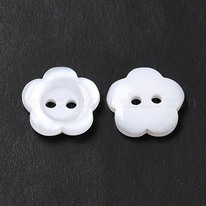 White Flower Resin Buttons UK-X-RESI-D031-15mm-01-1
